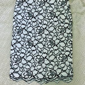 Liz Claiborne Black and White lace skirt size 4